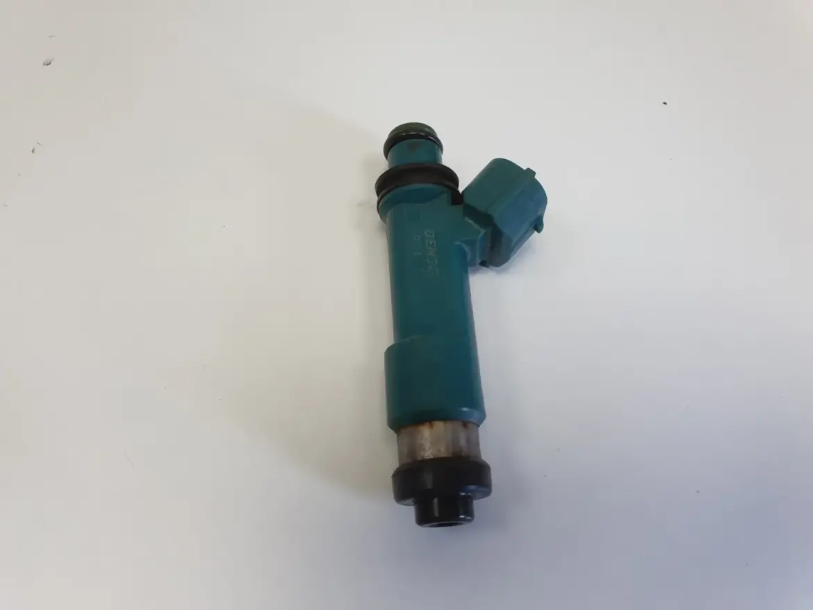 MAZDA 2 II 1.3 16V WTRYSKIWACZ 297500-0460