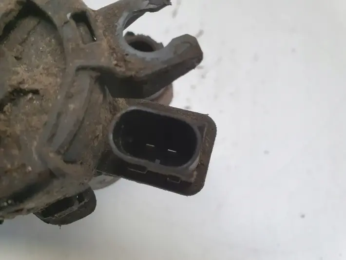 Volvo V60 II S90 V90 TYLNY ZACISK HAMULCOWY prawy tył 31687346