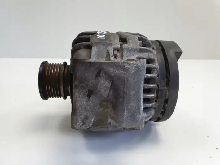 Mercedes Vito W639 2.2 CDI ALTERNATOR 0124425077 bosch 120A