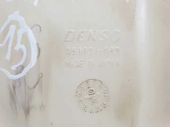 Suzuki Liana ZBIORNICZEK PŁYNU DO SPRYSKIWACZY