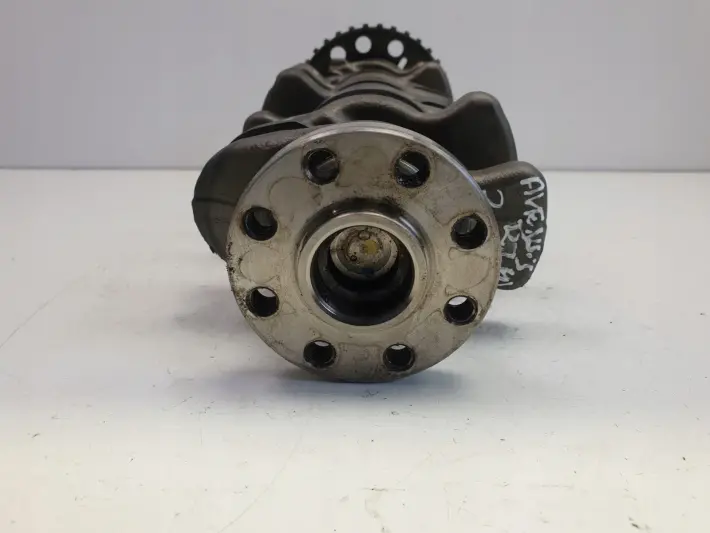 Toyota Avensis T27 2.0 D4D WAŁ KORBOWY