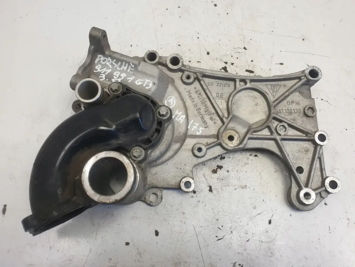 Porsche 911 991 GT3 3.8 OSŁONA POMPY WODY Obudowa 9A1.106.139 9A1106139