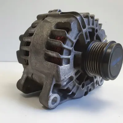 Volvo V70 III 1.6 D D2 ALTERNATOR valeo 30659390