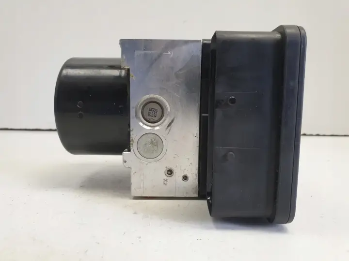 Volvo V70 III lift POMPA ABS Sterownik P31423347