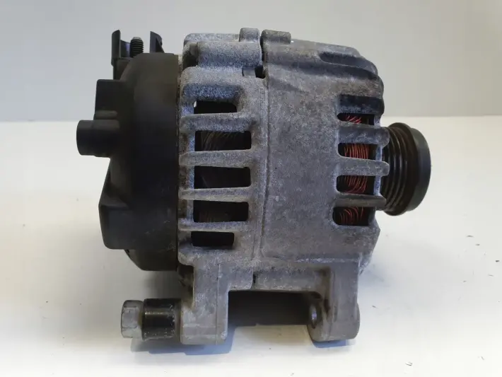 Volvo S40 II V50 1.6 D ALTERNATOR valeo 30659390 150A