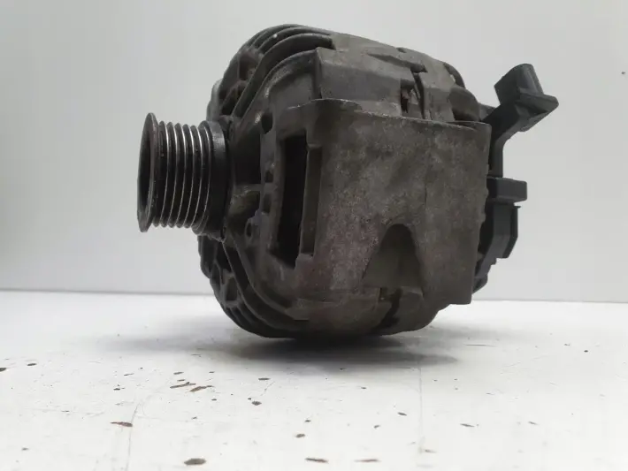 Mercedes CLS C219 W219 3.5 V6 ALTERNATOR 0124625023