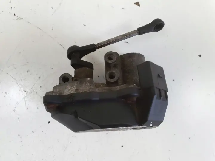19239fca14e404e8520bc12e2ef20b15