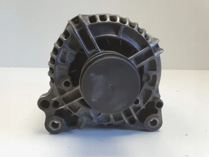 Audi A4 B6 1.9 TDI ALTERNATOR Bosch 028903029Q 0124525010 140A
