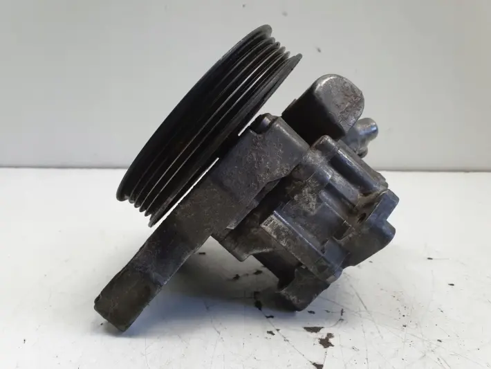 Land Rover Freelander 2.0 TD4 POMPA WSPOMAGANIA QVB101453