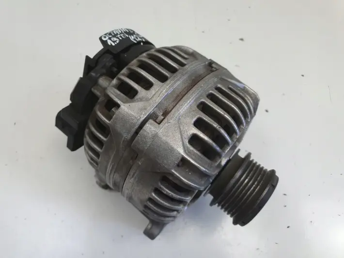 Skoda Octavia I 1.9 TDI ALTERNATOR Bosch 028903028E 120A