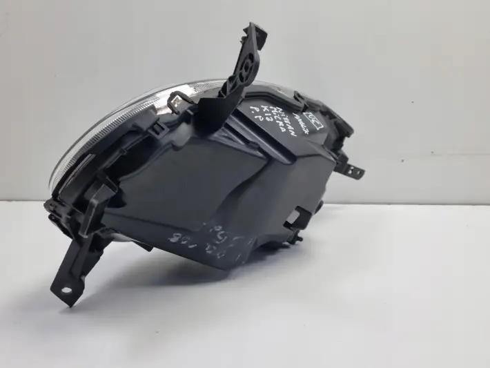 Nissan Micra K12 03-10r PRZEDNIA LAMPA PRAWA PRAWY PRZÓD 26060BG00B