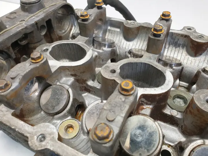 Subaru Outback III 3.0 H6 GŁOWICA CYLINDRÓW