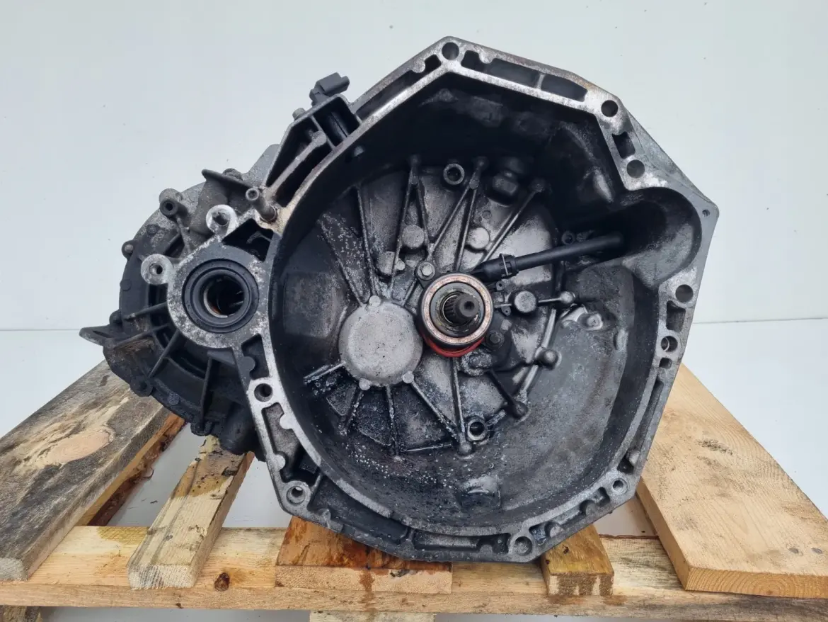 Renault Scenic III 1.5 DCI SKRZYNIA BIEGÓW manualna TL4A027