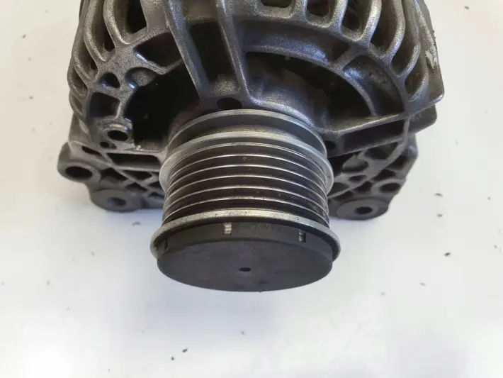 Audi A3 8L Golf IV 1.9 TDI ALTERNATOR 0123515021 038903023L 90A