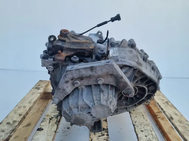 Volvo S60 II V60 2.0 D4 SKRZYNIA BIEGÓW manualna 1285017 BG9R-7002-KA