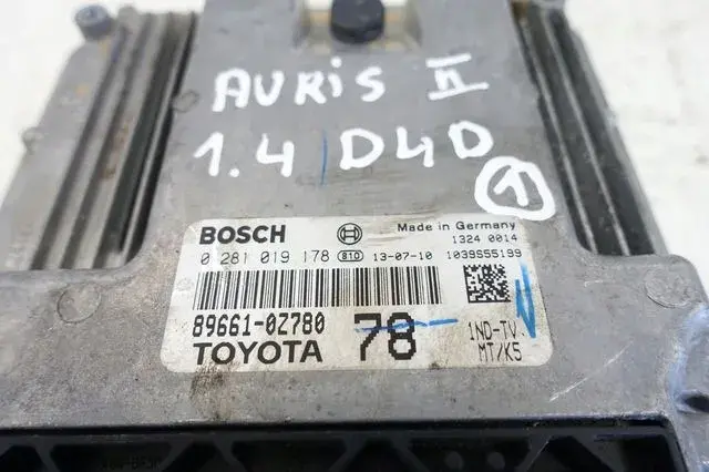 Toyota Auris II 1.4 D4D STEROWNIK SILNIKA kompute