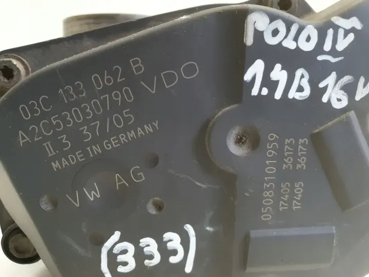 VW Polo IV 1.4 16V PRZEPUSTNICA 03C133062B