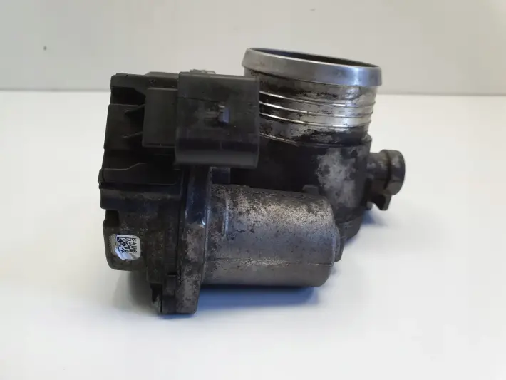 Ford Focus MK2 II 1.6 TDCI PRZEPUSTNICA 7V2Q-9E926-AB