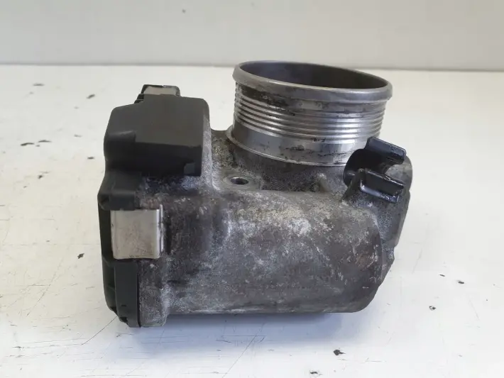 Volvo S40 II V50 2.4 D5 PRZEPUSTNICA 31216665
