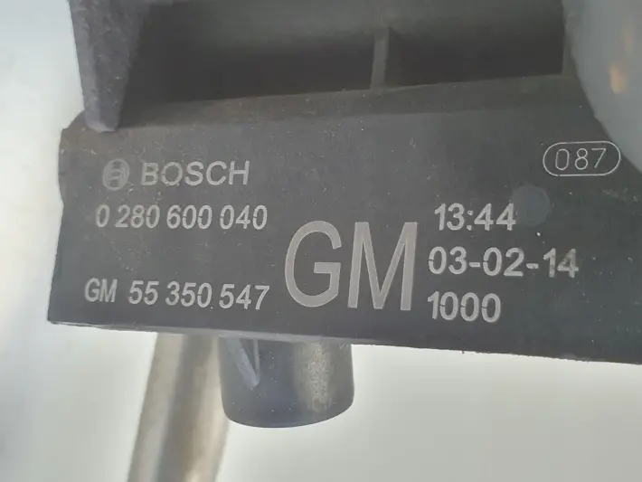 Opel Corsa C 1.2 16V KOLEKTOR SSĄCY 0280600040 55350547