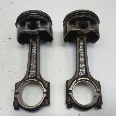 Fiat Punto 0.9 T TwinAir TŁOK KORBOWÓD