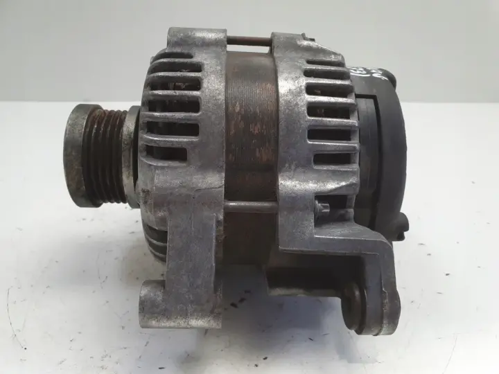 Opel Astra IV J 1.4 T turbo ALTERNATOR 13581885 100A