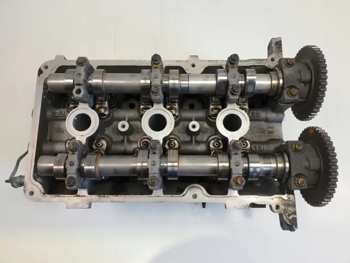 Ford Mondeo MK3 2.5 V6 GŁOWICA CYLINDRÓW prawa