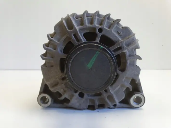 Volvo V40 II 1.6 D2 ALTERNATOR 30659390 valeo 150A