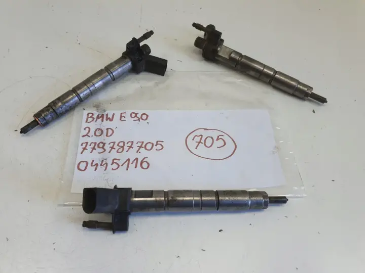 BMW E87 E90 2.0 D WTRYSKIWACZ wtrysk 0445116001 7797877