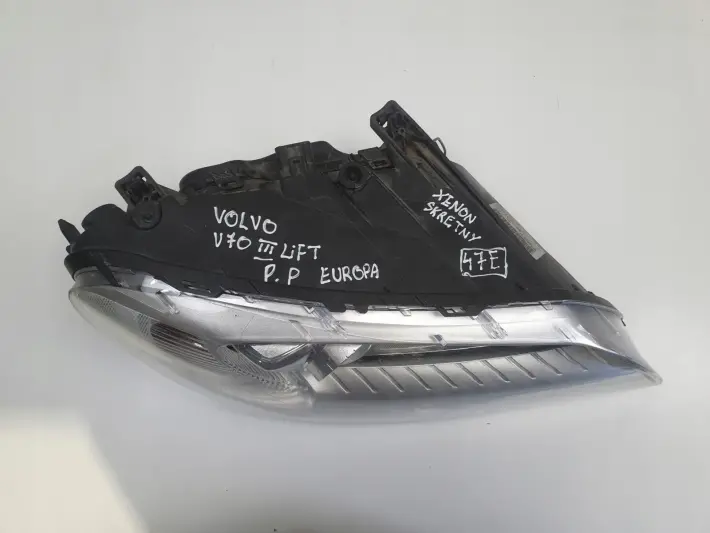 Volvo S80 II V70 III XC70 II LIFT PRZEDNIA LAMPA PRAWA PRAWY PRZÓD 31420014