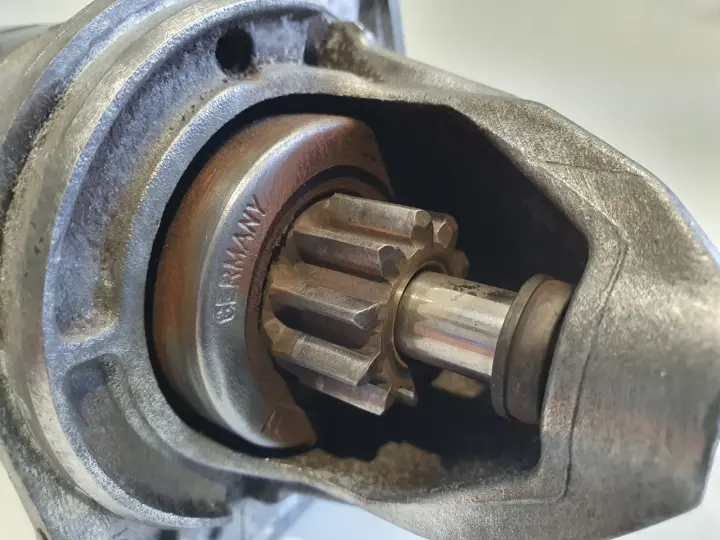 Ford C-MAX 1.6 16V ROZRUSZNIK bosch 0001107417 2S6U-11000-CB