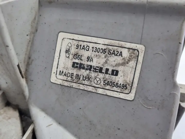 Ford Escort V MK5 Orion PRZEDNIA LAMPA PRAWA prawy przód 91AG13005SA2A
