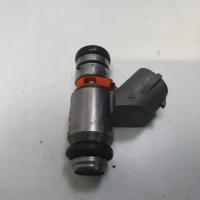 Skoda Octavia I 1.4 16V WTRYSKIWACZ wtrysk IWP092