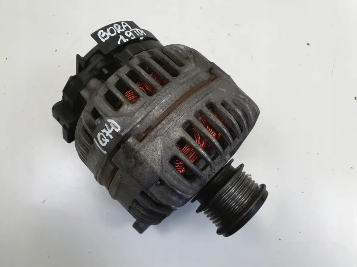 Audi A3 8L Golf IV Seat Leon 1.9 TDI ALTERNATOR 028903028E 120A