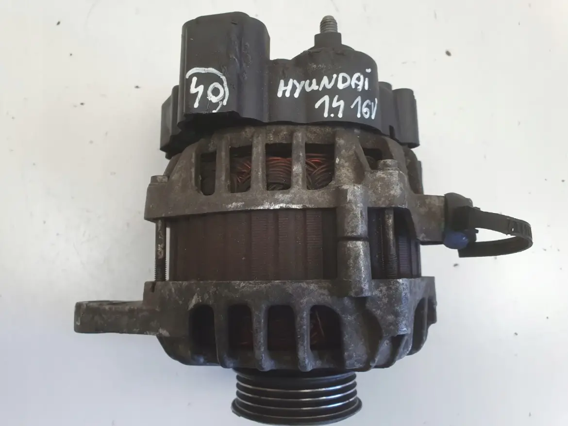 Hyundai Getz 1.4 16V ALTERNATOR 37300-22650 valeo 90A
