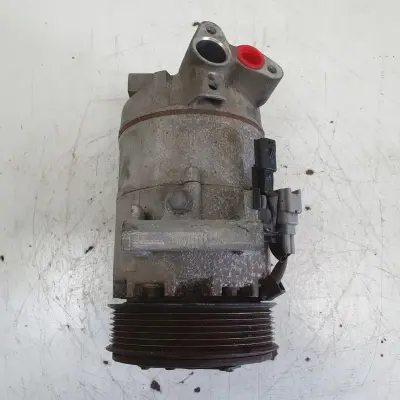 Renault Captur 0.9 TCe SPRĘŻARKA KLIMATYZACJI pompa 926000734R