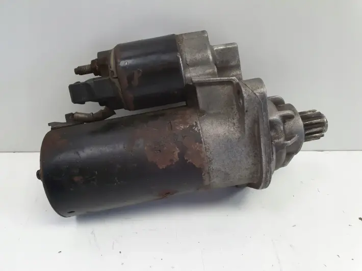 VW Bora 2.3 V5 ROZRUSZNIK