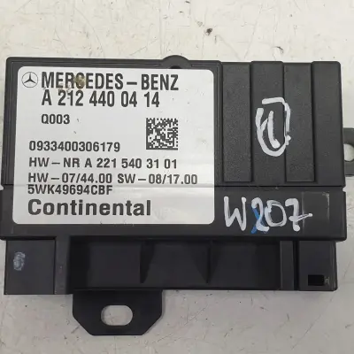 Mercedes W207 Coupe 3.0 V6 CDI MODUŁ POMPY PALIWA