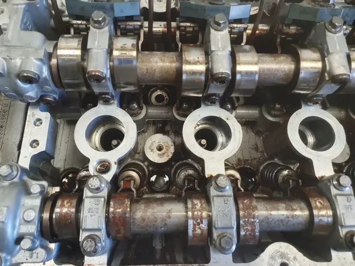 Mini Cooper R56 Peugeot Citroen 1.6 16V VTi GŁOWICA CYLINDRÓW V753354980N