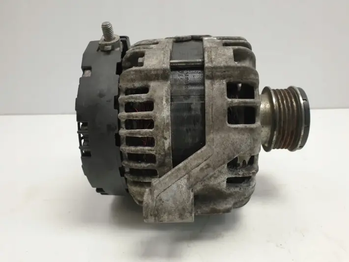 Volvo XC60 2.4 D5 ALTERNATOR bosch 31419555