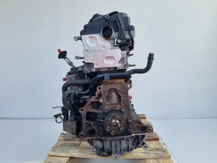 SILNIK BEZ OSPRZĘTU Audi A3 II 8P 2.0 TDI 140KM BKD