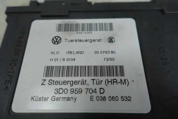 VW Phaeton 3.2 V6 SILNICZEK SZYBY 3D0959704D oryg