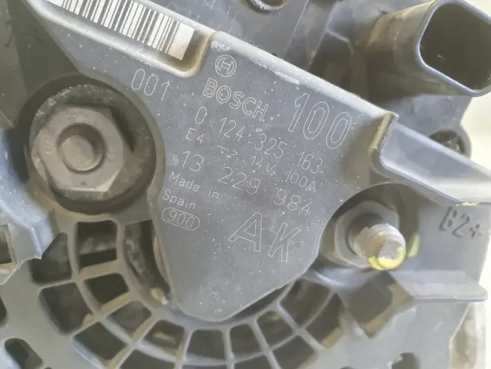 Opel Zafira B 1.6 16V ALTERNATOR bosch 100A 0124325163 13229984 AK