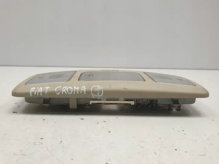 Fiat Croma II LAMPKA OŚWIETLENIA KABINY 735316712