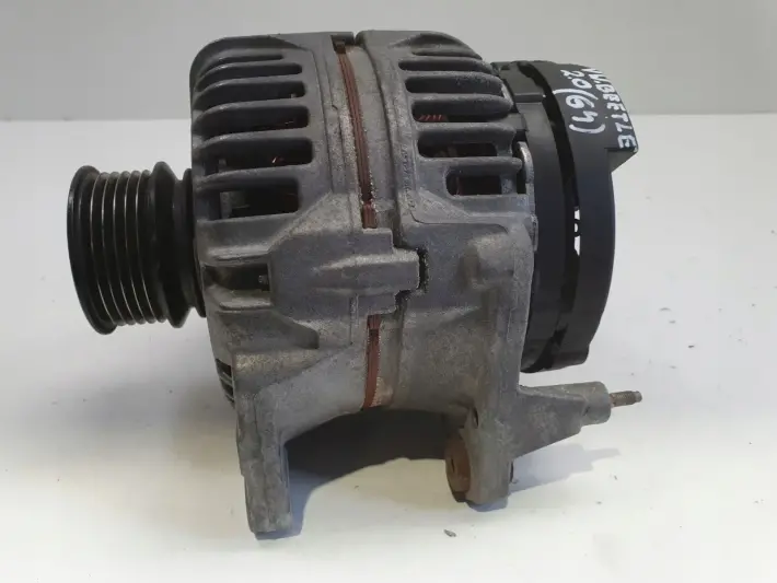 VW New Beetle 2.0 8V ALTERNATOR 028903028D bosch 90A