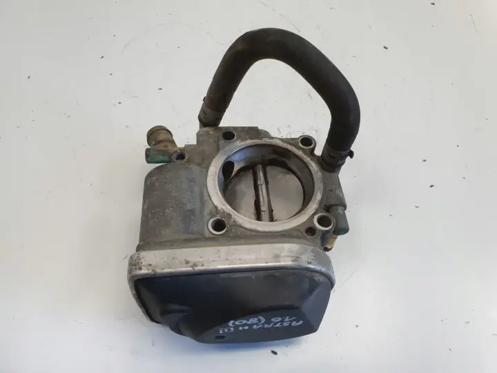 Opel Astra III H 1.6 16V PRZEPUSTNICA 55560398
