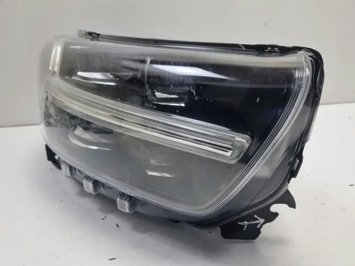 Volvo XC40 PRZEDNIA LAMPA PRAWA prawy przód FULL LED EUROPA 31655632