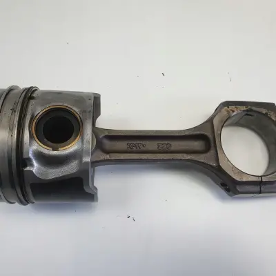 Opel Antara 2.0 CDTI TŁOK korbowód