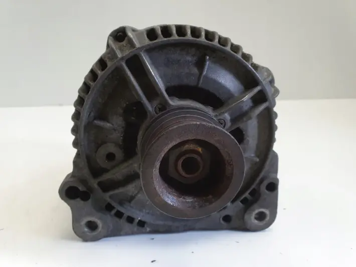 Audi 80 B4 1.9 TDI ALTERNATOR bosch 0123505011 120A