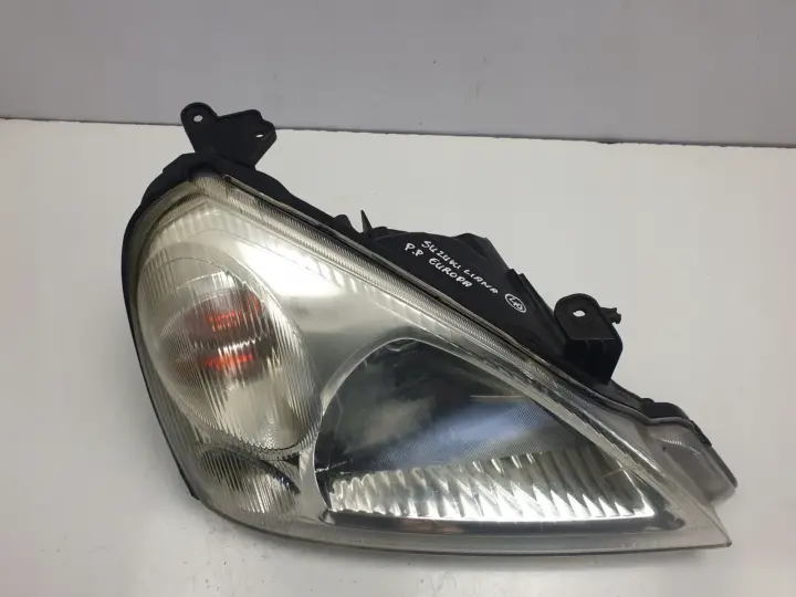 Suzuki Liana PRZEDNIA LAMPA PRAWA przód EUROPA